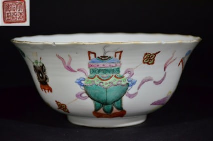 TONGZHI MARK FAMILLE ROSE GLAZE BOWL