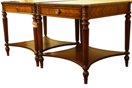 LOT OF 2 INLAID WOOD ENDTABLES HALLWAY FURNISHINGS