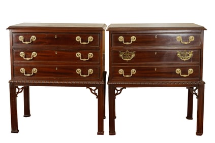 OCCASIONAL TABLE