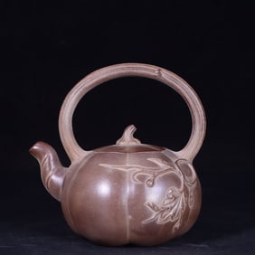 Purple clay pumpkin handle pot