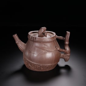 Bionic bamboo-jointed purple clay teapot