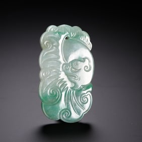 Jade carved auspicious animal pattern jade pendant