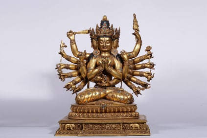 Gilded copper inlaid with gems, seated statue of Cundi Mother