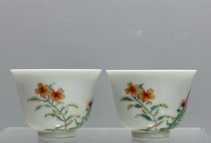 Famous-painted flower-patterned cup