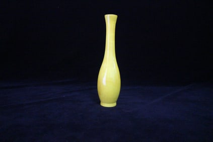 GOLD NAN WOOD GUANYIN BUDDHA VASE