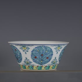 DAOGUANG MARK DOUCAI GLAZE FLOWER PATTERN BOWL