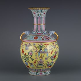 QIANLONG MARK YELLOW FAMILLE ROSE GLAZE VASE
