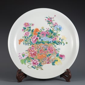 YONGZHENG MARK YANGCAI GLAZE FLOWER PATTERN PLATE