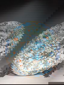 YONGZHENG MARK DOUCAI GLAZE PLATE