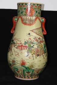 WANLI MARK WUCAI GLAZE FIGURE STORY VASE