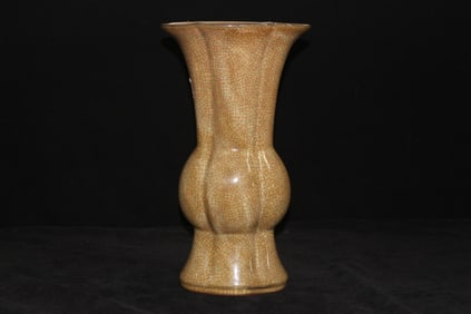 GEYAO GLAZE VASE