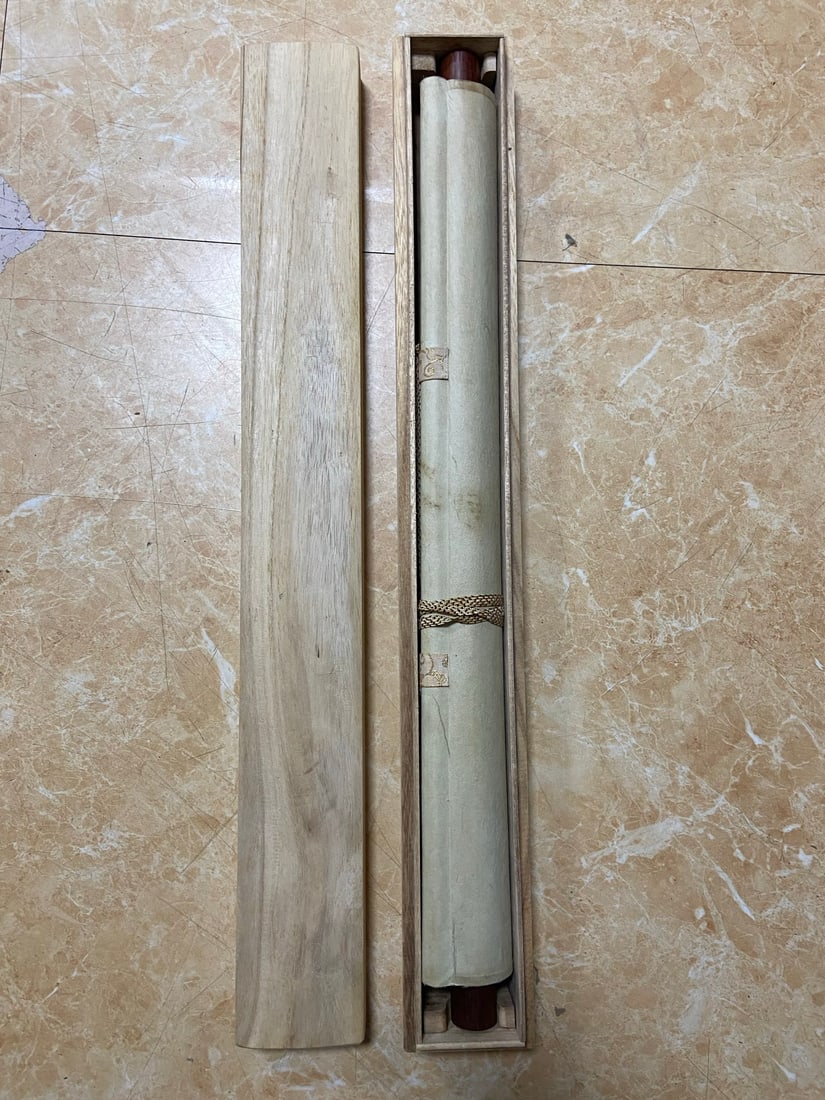 FU BAOSHI MARK FIGURE STORY PAINTING WITH WOOD BOX: Size 103 x 41 cm