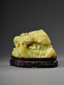 HETIAN YELLOW JADE MOUNTAIN ORNAMENT