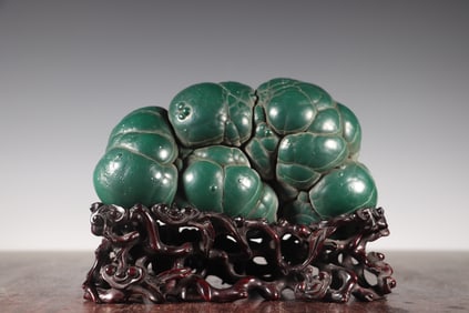 PEACOCK GREEN MOUNTAIN ORNAMENT