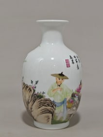 QIANLONG MARK ENAMELED GLAZE FIGURE STORY VASE