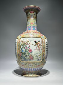 QIANLONG MARK ENAMELED GLAZE FLOWER BIRD VASE