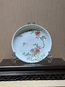 YONGZHENG MARK FAMILLE ROSE GLAZE PLATE