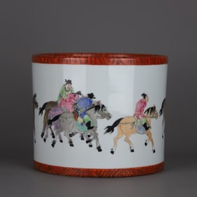 YONGZHENG MARK MUWEN FAMILLE ROSE GLAZE BRUSH POT