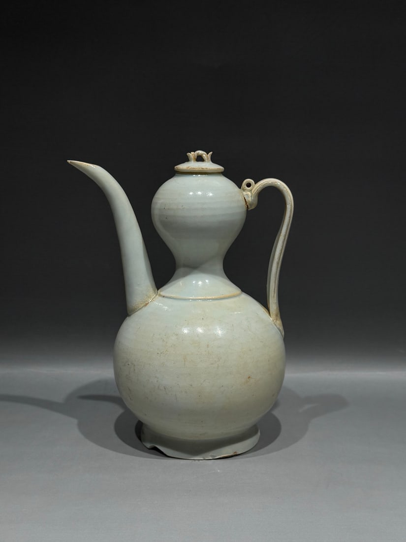 N Song 11th C Hutian Qingbai Gourd Ewer (1 of 19)