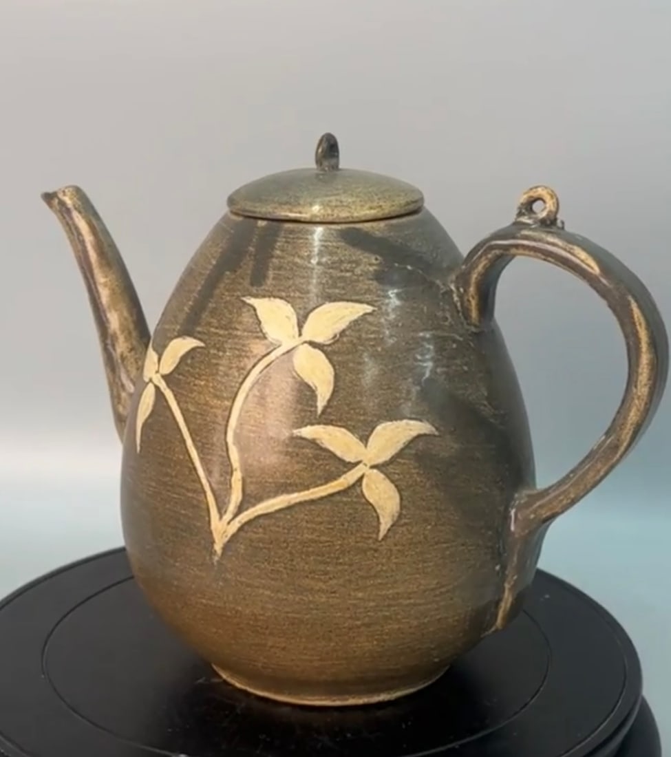 Goryeo 12th C Brown Glazed Resist Pear-Shaped Ewer (1 of 20)