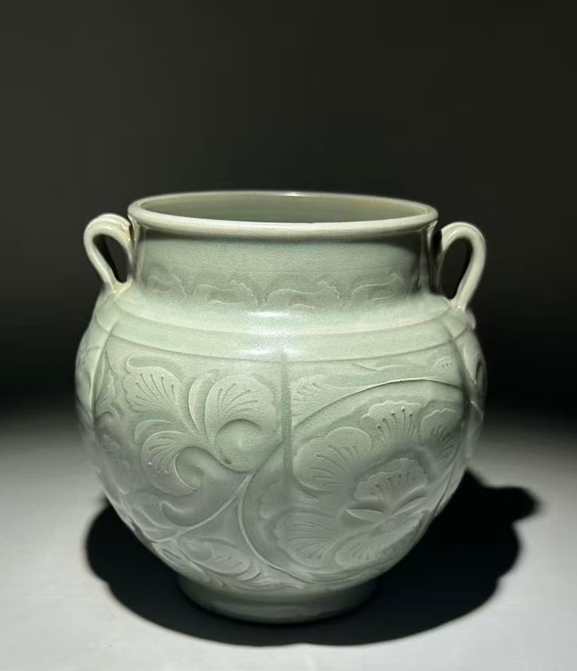 N Song 11th C Yue Celadon Incised Two-Handle Jar (1 of 18)