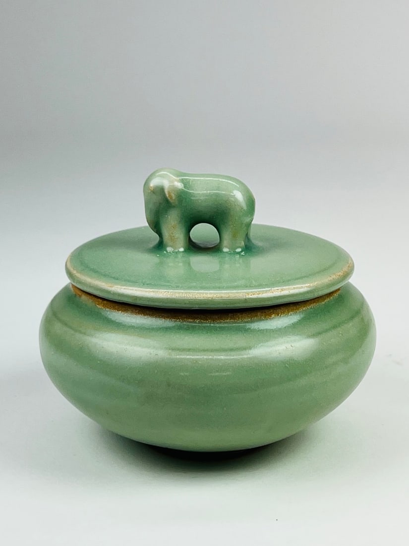 Southern Song (13th C) Longquan Kiln Celadon ‘Elephant-Handle’ Jar (1 of 20)