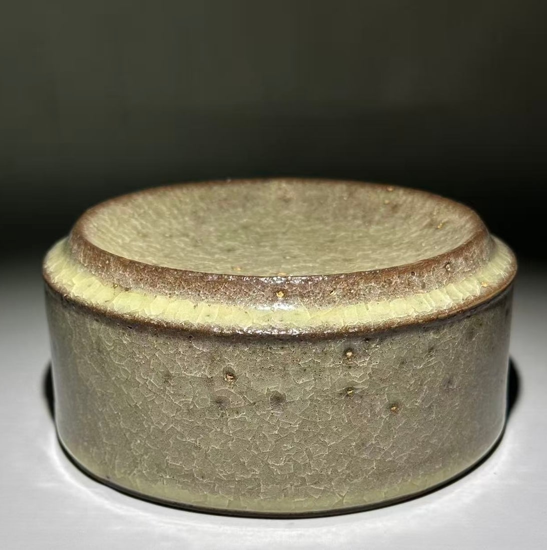 Ming 15th C Longquan Celadon Crackle Washer (1 of 20)