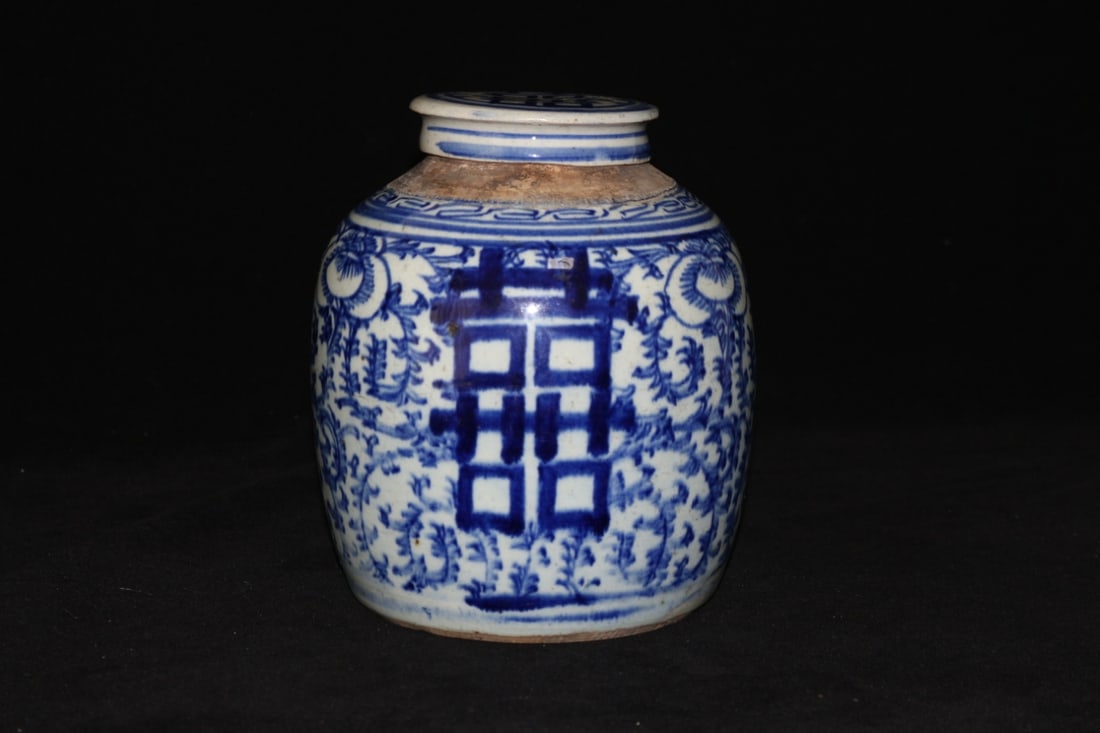 Blue&White Glaze Double Happiness Porcelain Jar: Size