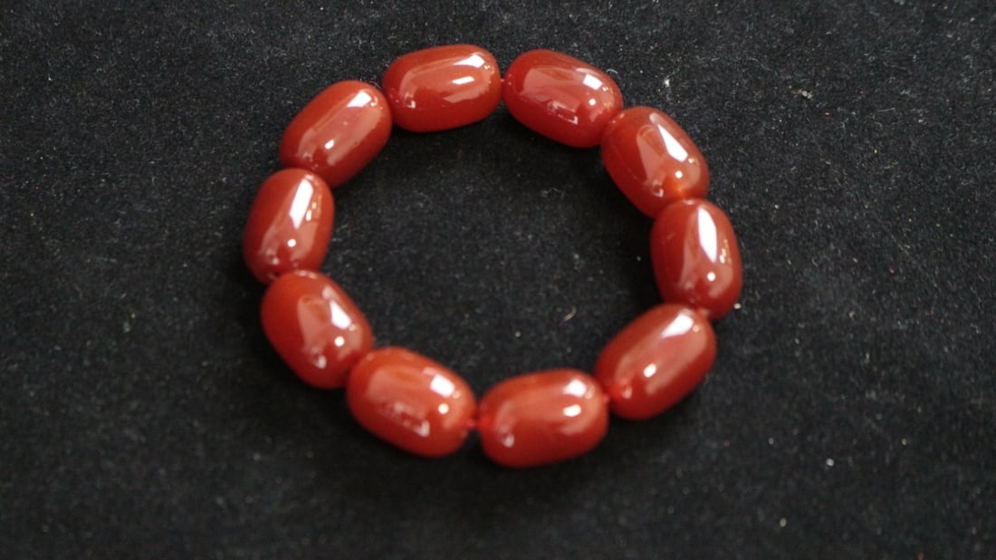 Red Agate Bead Bracelet (1 of 7)