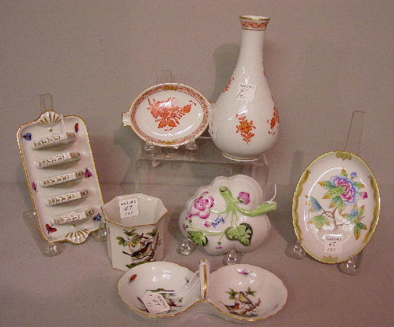 SEVEN ASSORTED PIECES OF "HEREND" CHINA. Vase, 6"h.