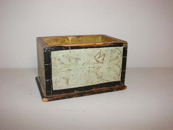 PAINTED BOX. Attributed to Seymour Lindsay (1848-19 - 3