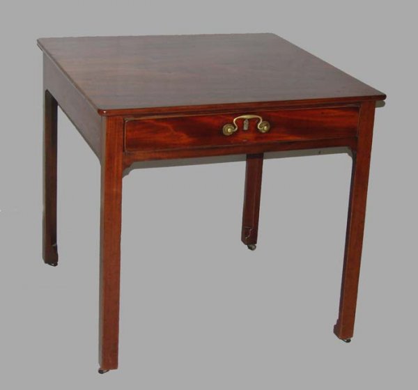 ENGLISH SIDE TABLE.