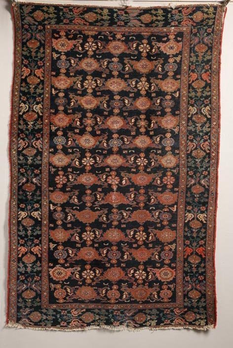 ORIENTAL RUG.