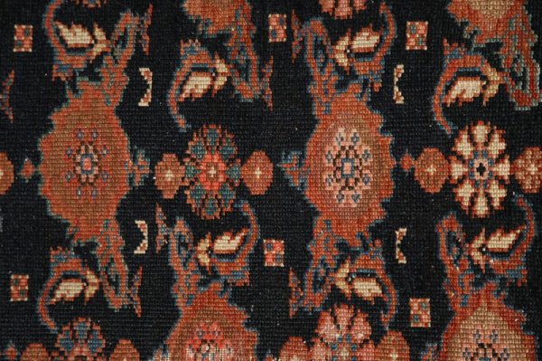 ORIENTAL RUG. - 3