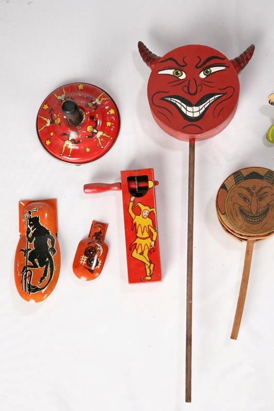 TWELVE HALLOWEEN NOISE MAKERS. Five tin lithograp - 2