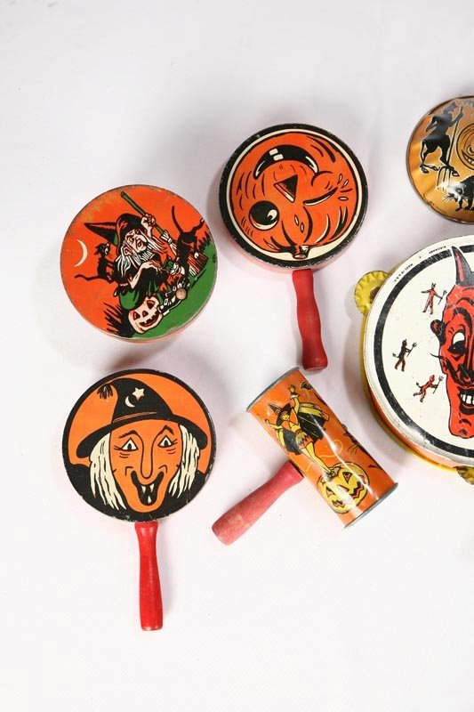 TEN HALLOWEEN NOISE MAKERS. All are tin lithograp - 2