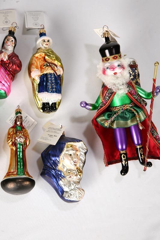 THIRTEEN RADKO ORAMENTS. St. Nicolas with cloth o - 4