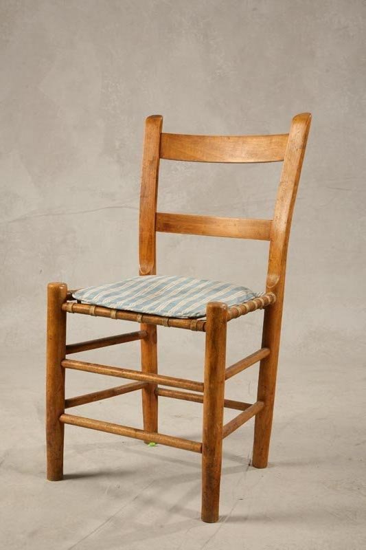 FIVE LADDERBACK CHAIRS. Two curved slats, thumbba - 2