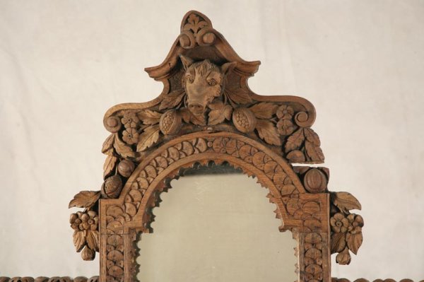VICTORIAN OAK SIDEBOARD. - 4