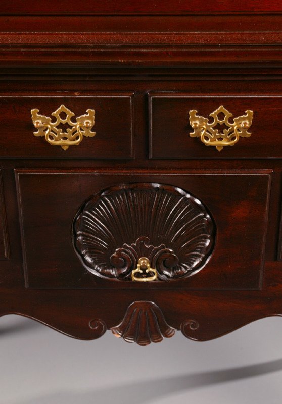 KITTINGER CHIPPENDALE STYLE HIGHBOY. - 2