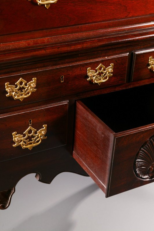 KITTINGER CHIPPENDALE STYLE HIGHBOY. - 4