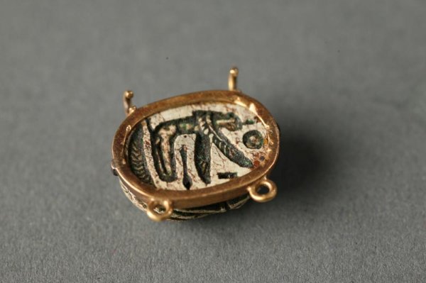TWO EGYPTIAN PIECES. - 3
