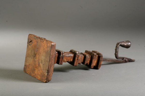 RUSH LIGHT HOLDER. Nineteenth century, wrough - 3