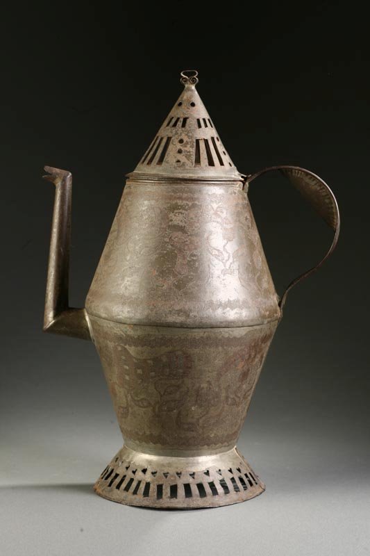 WRIGGLE WORK COFFEE POT. Pennsylvania, 1st ha