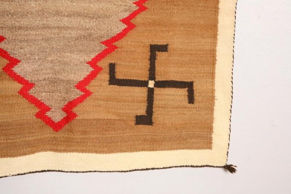 NAVAJO WEAVING. With central diamonds and whi - 2