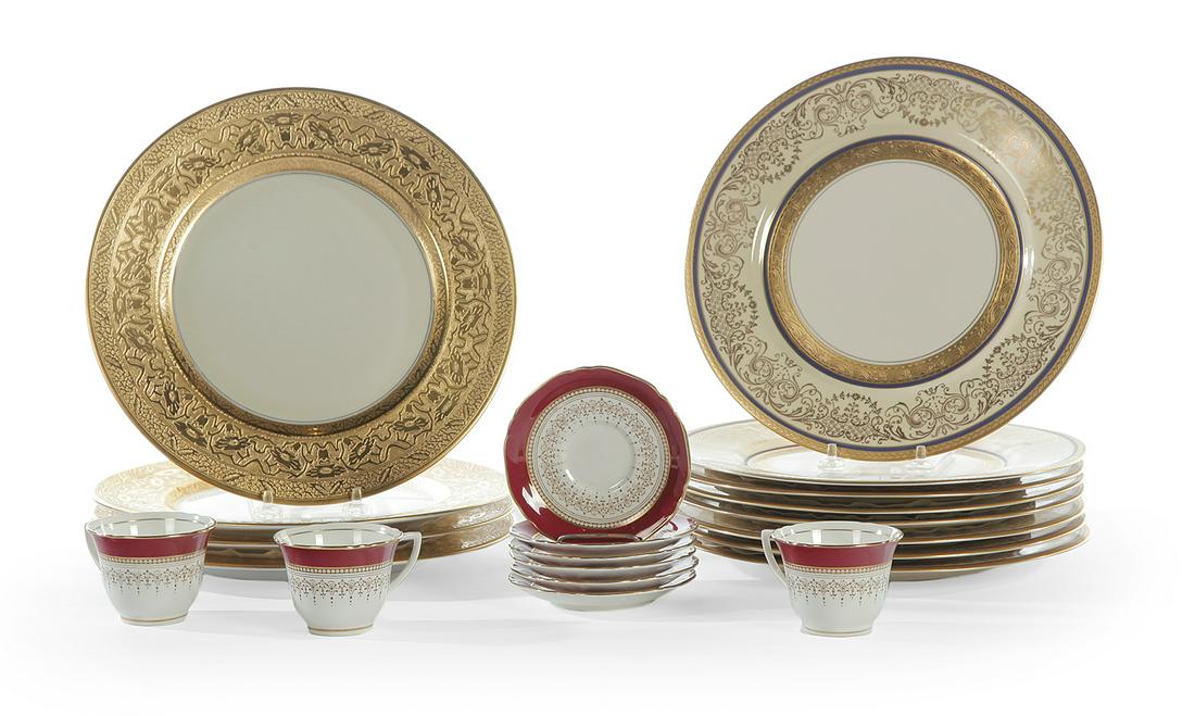 EIGHTEEN PIECES OF FINE CHINA.: 20th Century. Eight Picard service plates with ivory and cobalt border and heavy gold trim, 10.5"d.; four Heinrich & Co. service plates with heavy gold borders, 11"d. and six Royal Worcester "Regency"