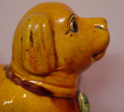 CHINESE POTTERY DOG. Happy looking dog w - 3