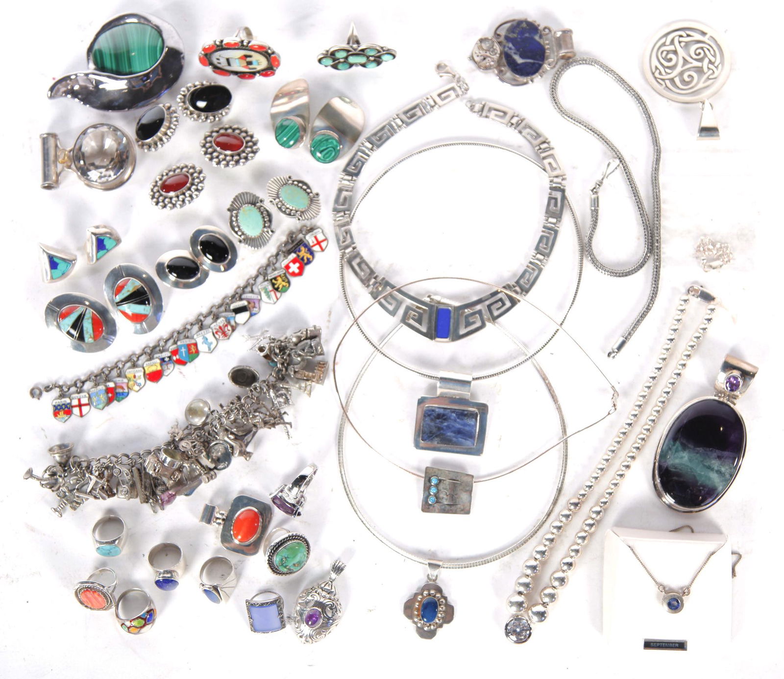 MOSTLY STERLING SILVER VINTAGE JEWELRY. (1 of 3)