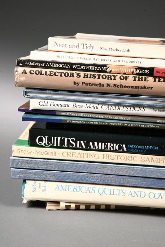 TWENTY-SEVEN ANTIQUES AND COLLECTIBLES REFERENCE - 2