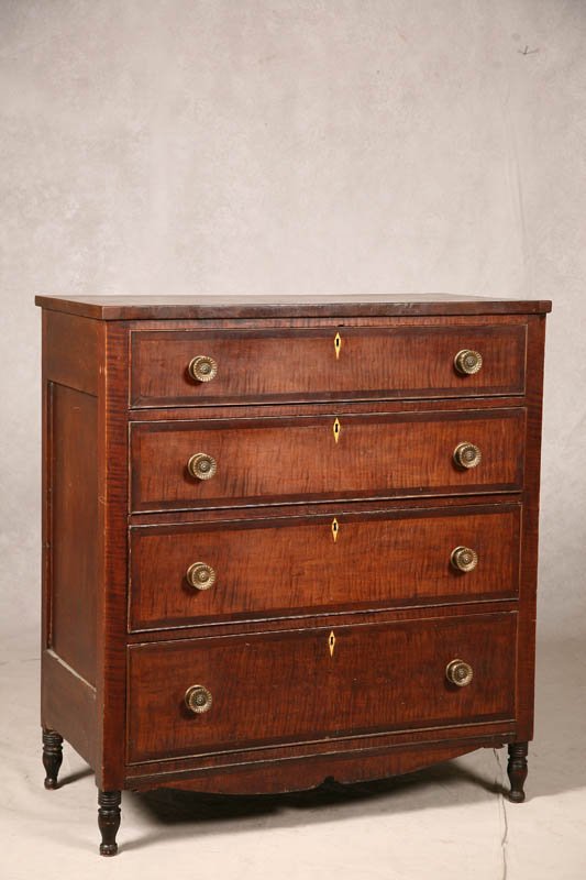 FOUR DRAWER SHERATON CHEST. Probably Ohio Valley. - 5